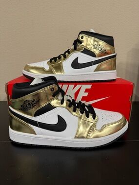 Size 10.5 - Air Jordan 1 Mid SE “Metallic Gold”